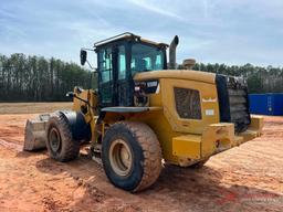 2015 CAT 938M RUBBER TIRE LOADER