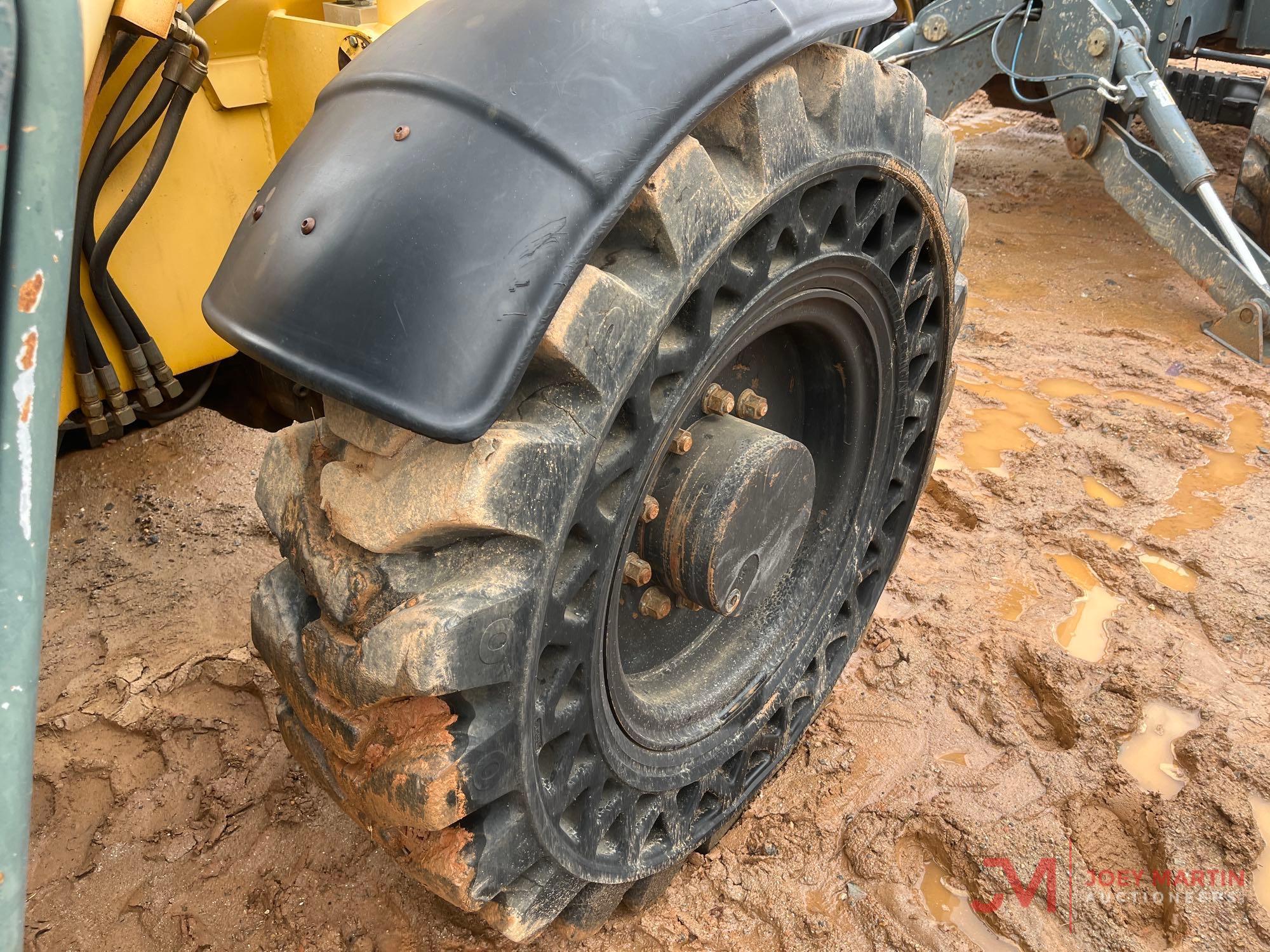 GEHL DL11-55 TELEHANDLER