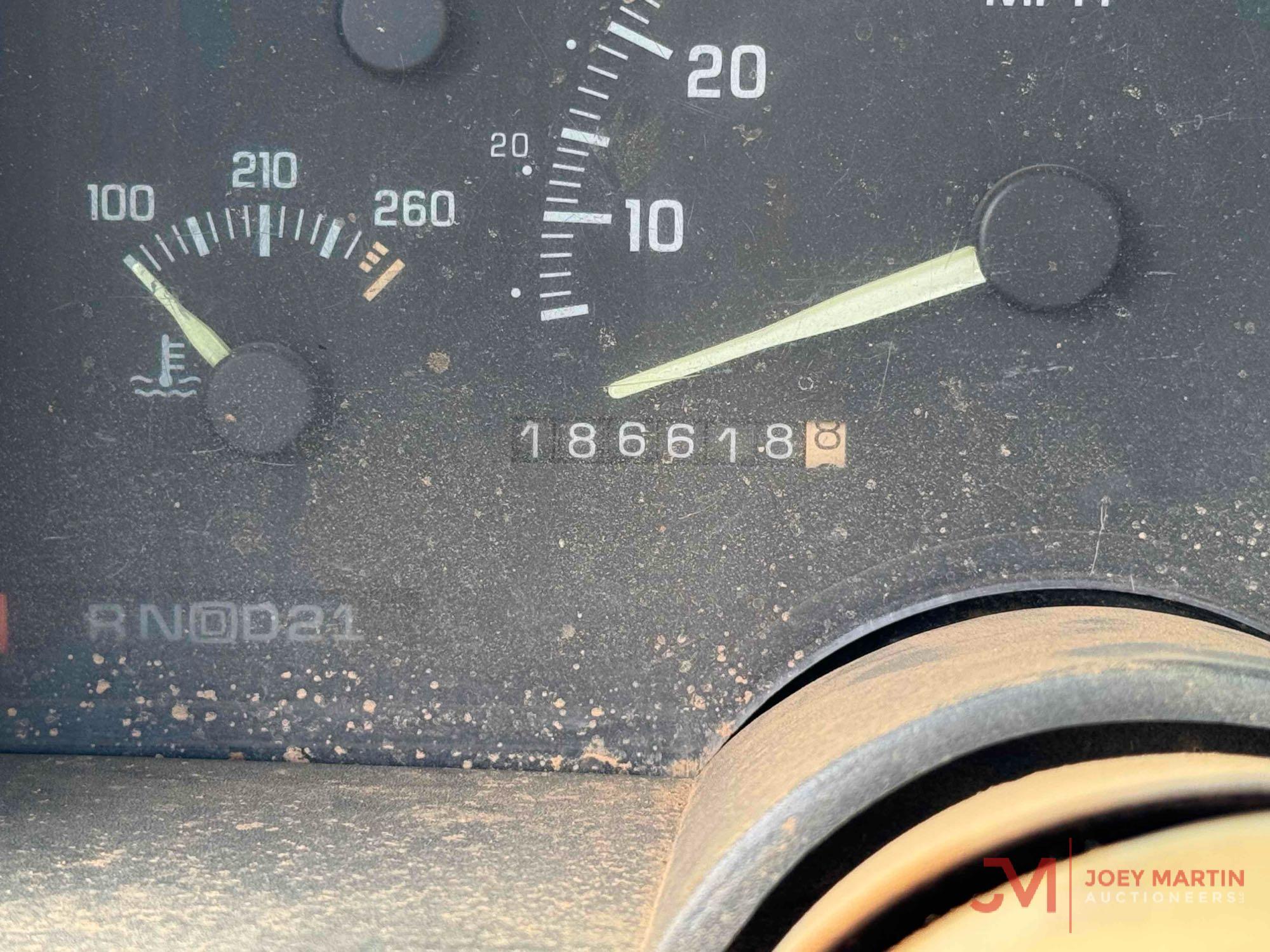 1994 GMC 1500 SL PICKUP TRUCK