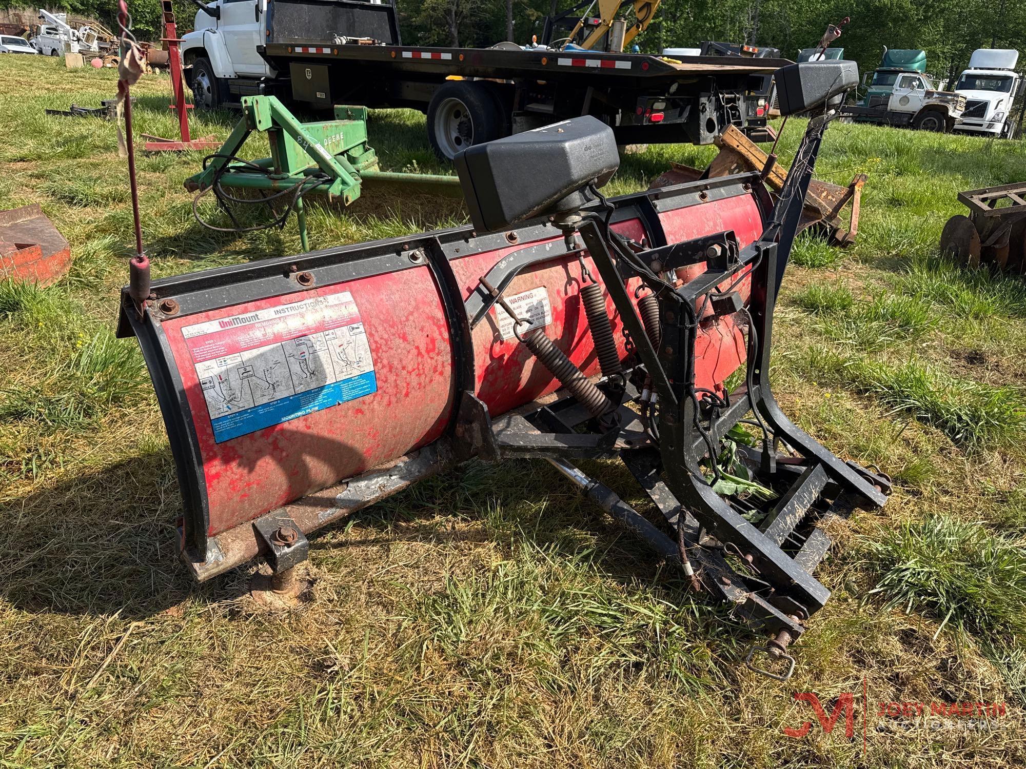 UNI-MOUNT SNOW PLOW