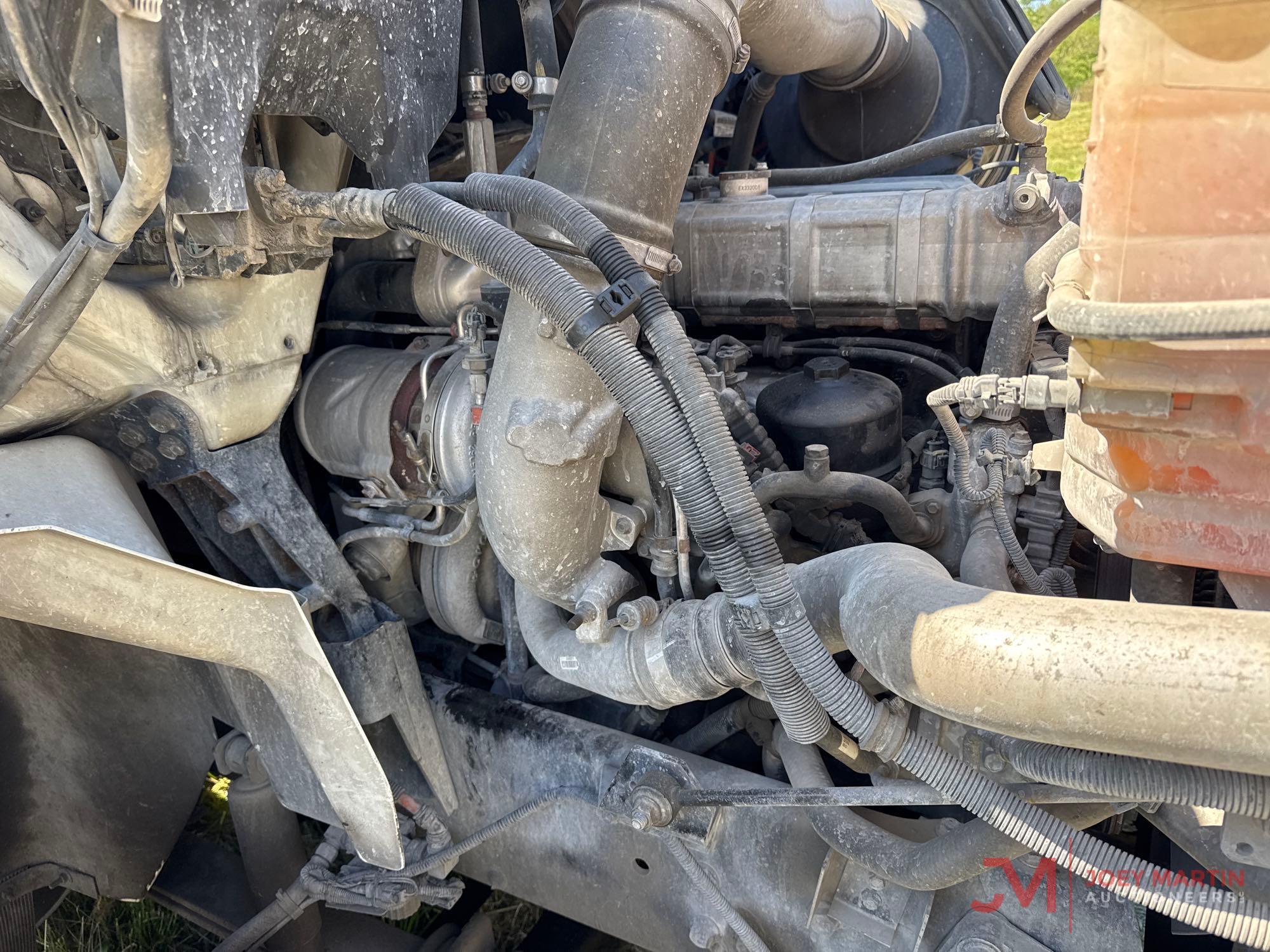 2016 INTERNATIONAL 8600 T/A DAY CAB TRUCK TRACTOR