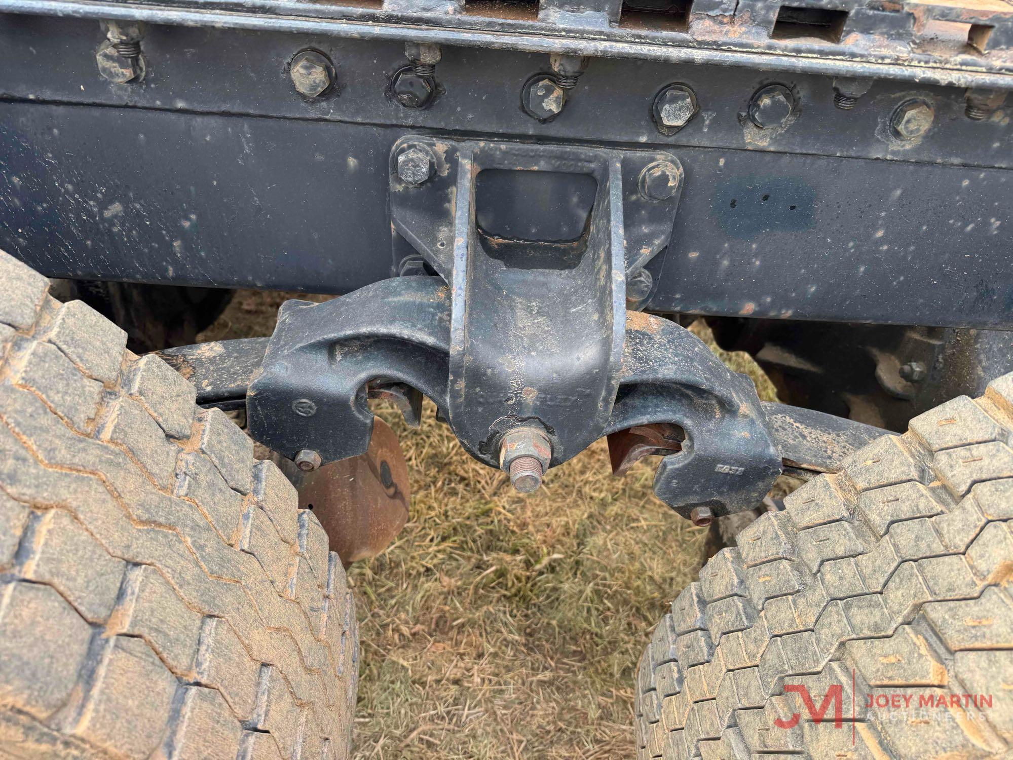 1992 PETERBILT377 DAY CAB TRUCK TRACTOR
