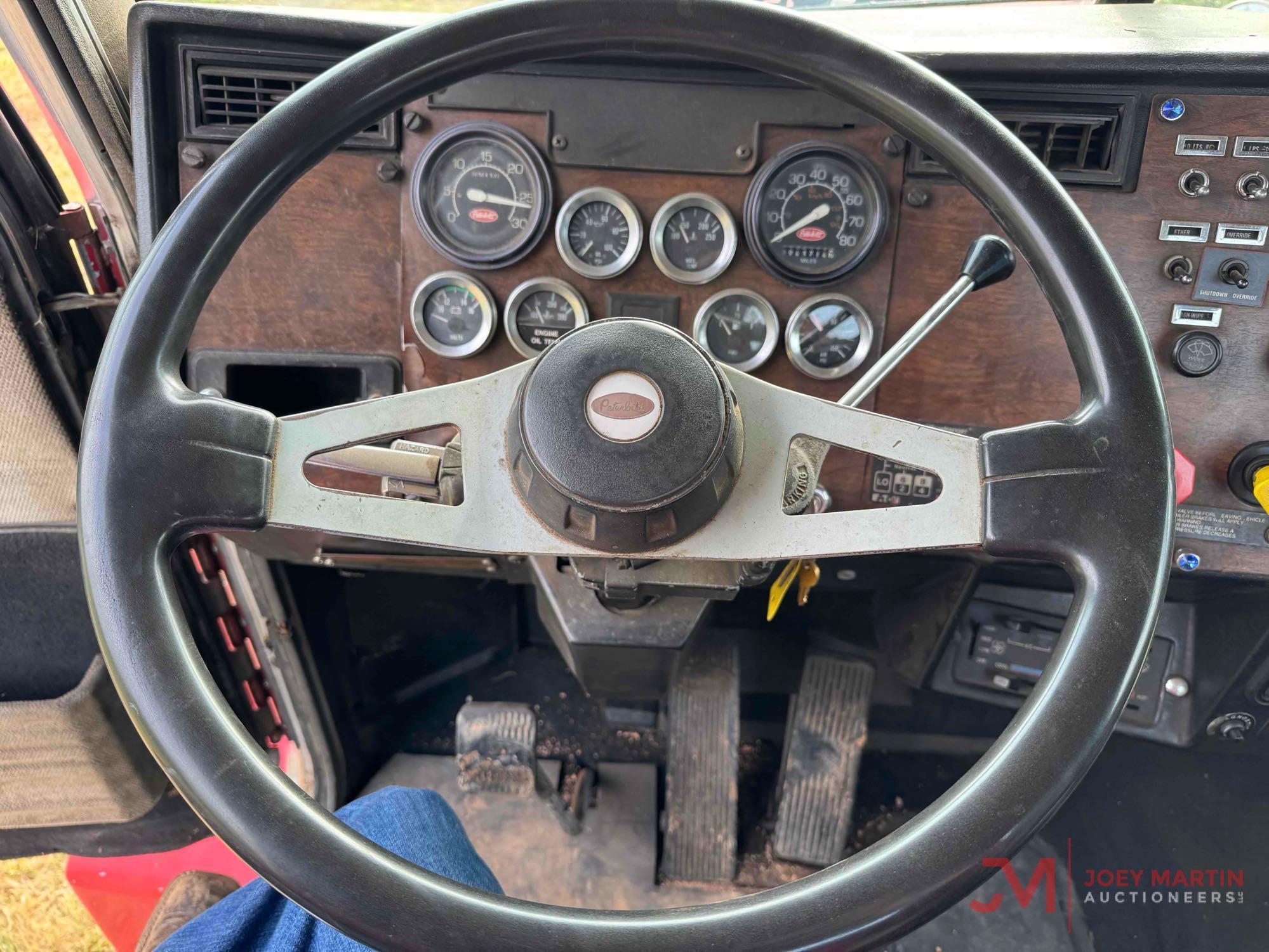 1992 PETERBILT377 DAY CAB TRUCK TRACTOR