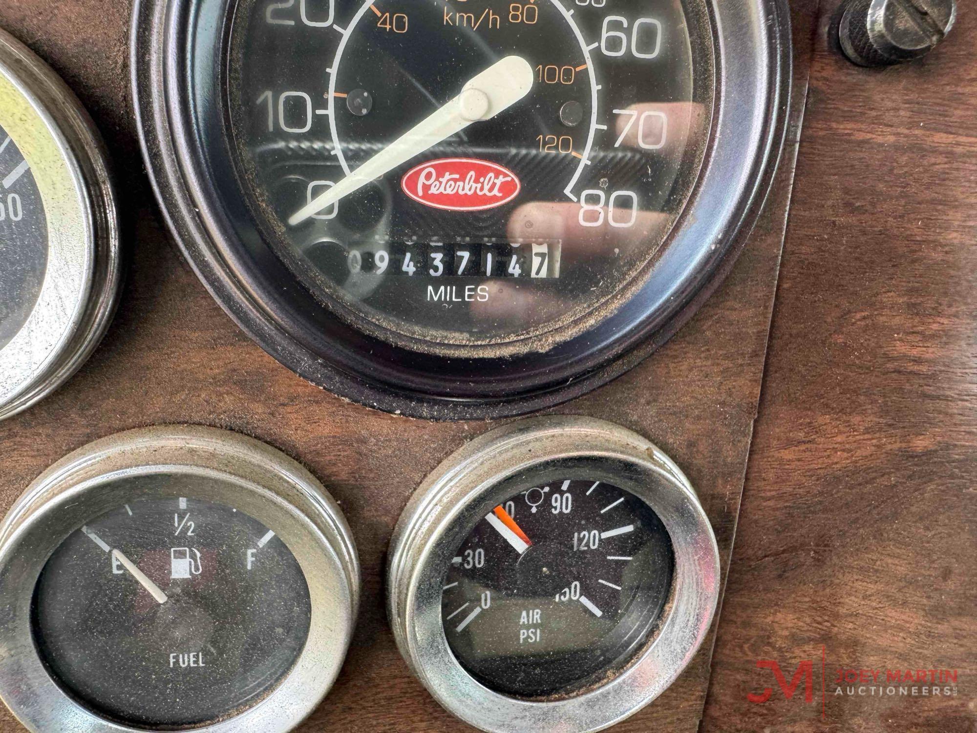 1992 PETERBILT377 DAY CAB TRUCK TRACTOR