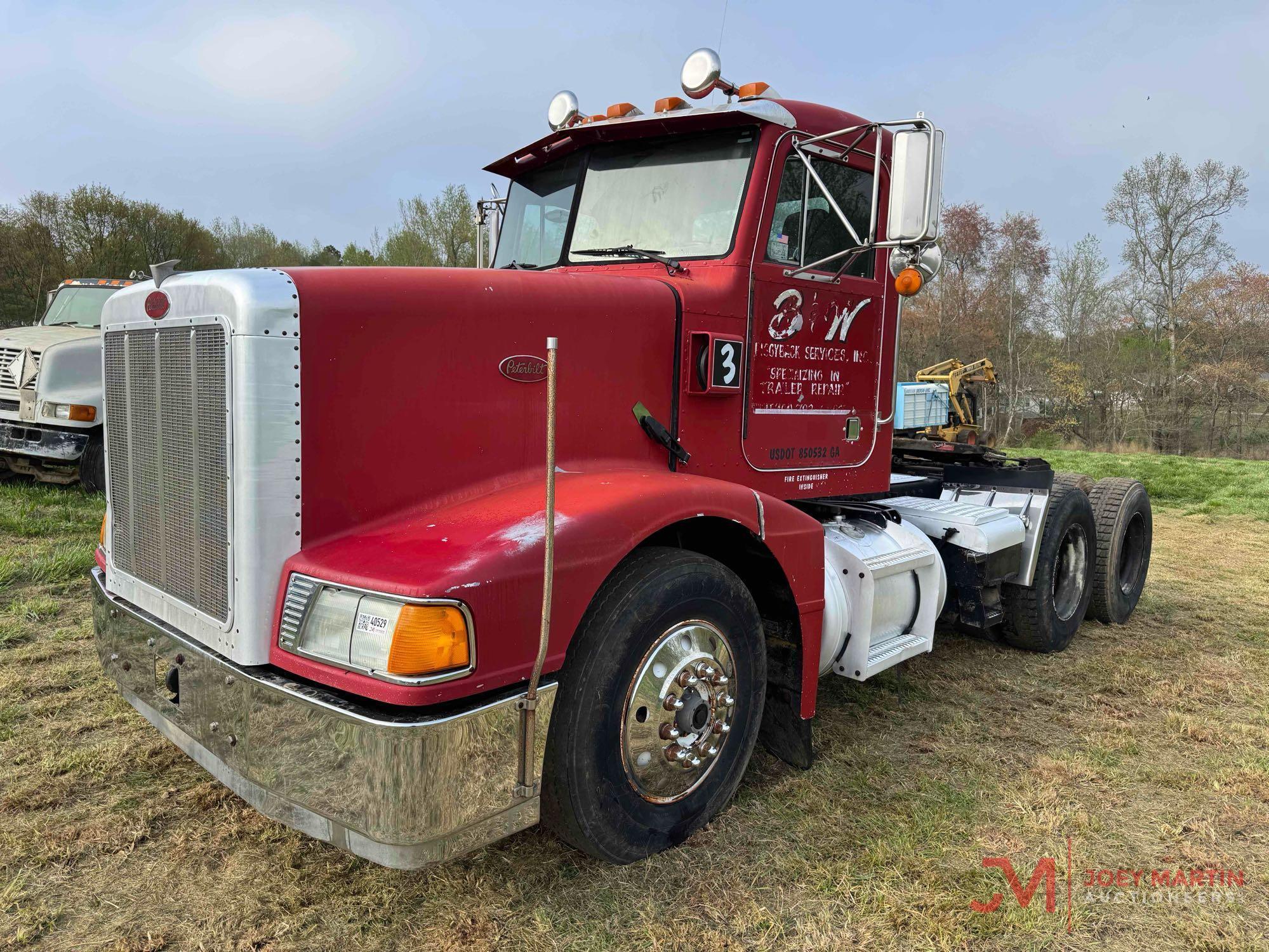 1992 PETERBILT377 DAY CAB TRUCK TRACTOR