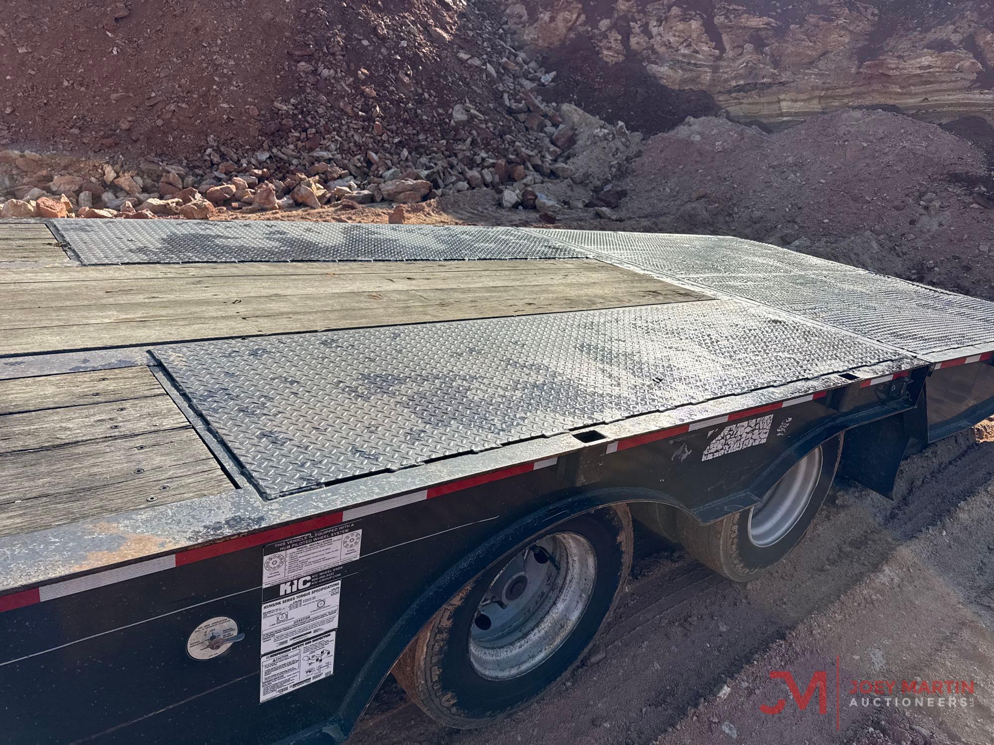 2005 TRAIL-EZE TE70HT48 HYDRAULIC TAIL TRAILER
