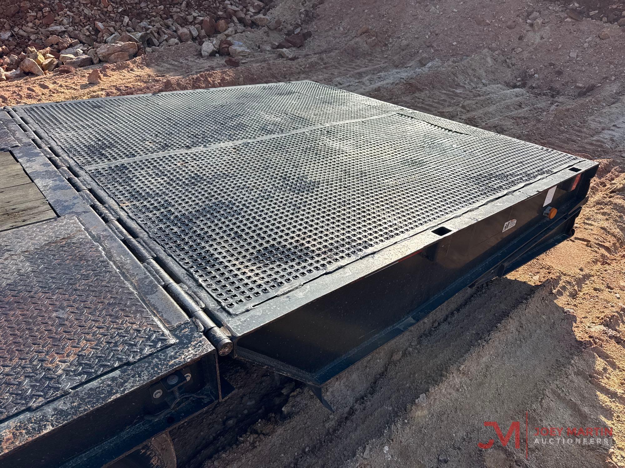 2005 TRAIL-EZE TE70HT48 HYDRAULIC TAIL TRAILER