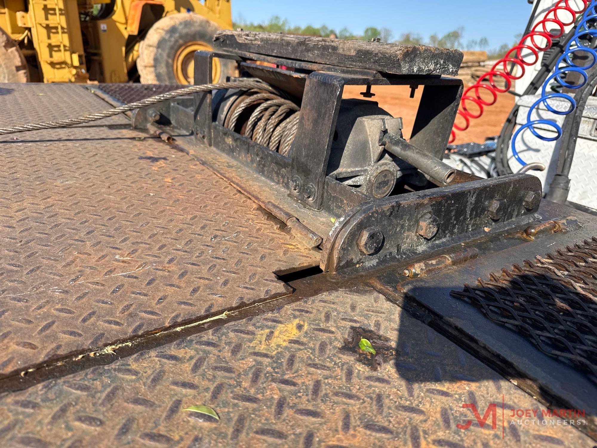 2005 TRAIL-EZE TE70HT48 HYDRAULIC TAIL TRAILER