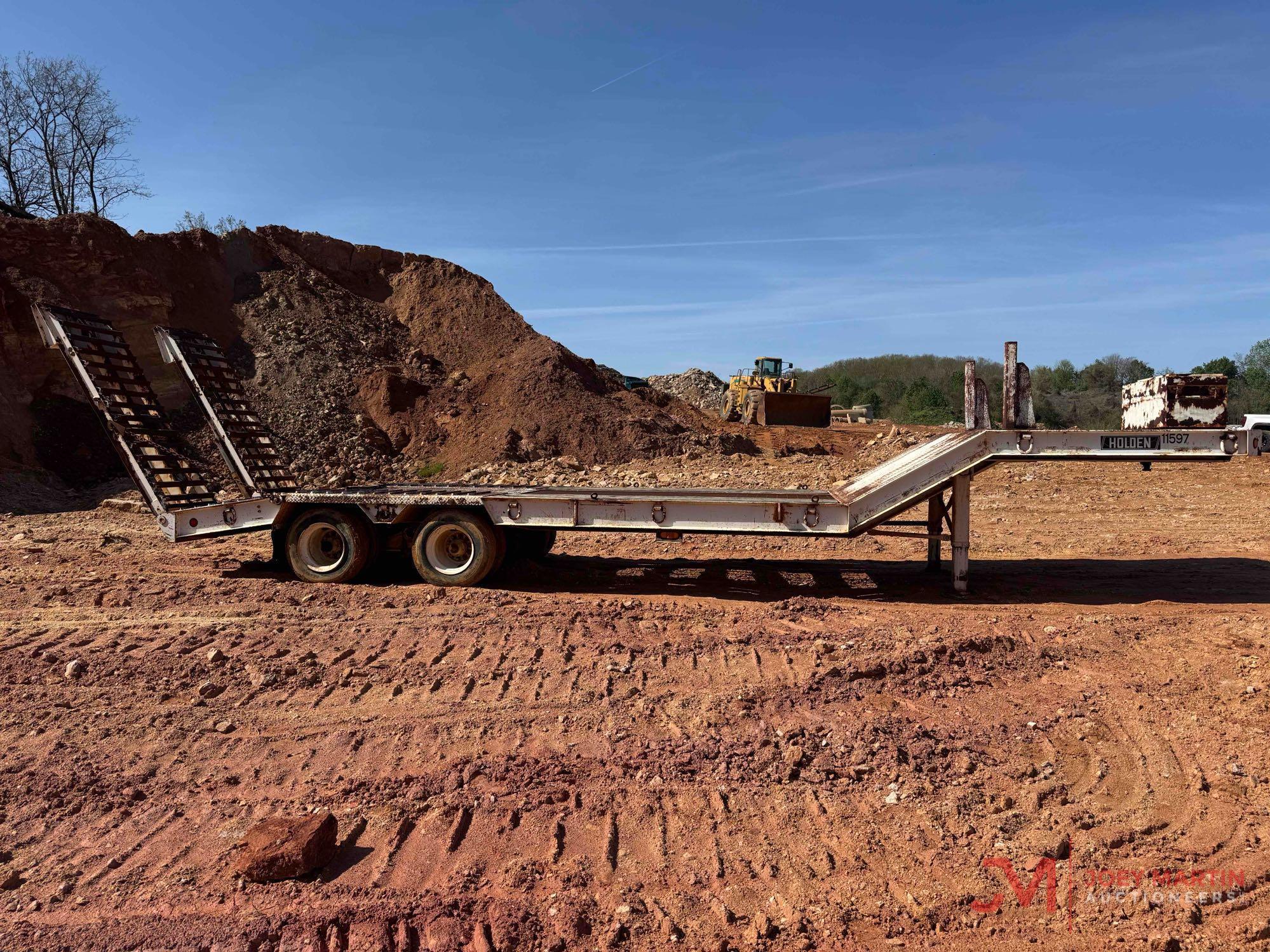 1997 HOLDEN HLR3315 LOWBOY TRAILER
