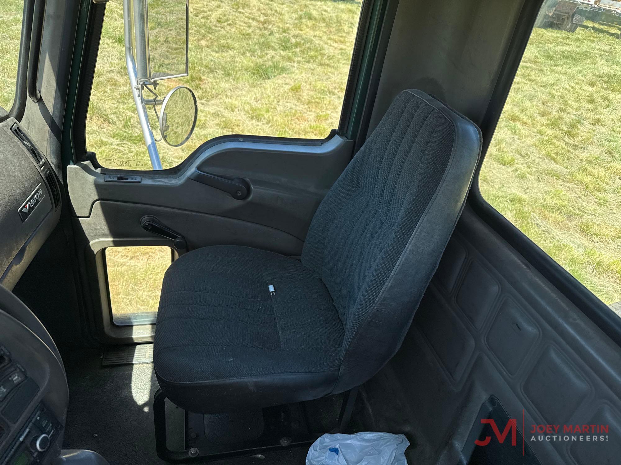 2007 MACK VISION CXN613T/A DAY CAB TRUCK TRACTOR