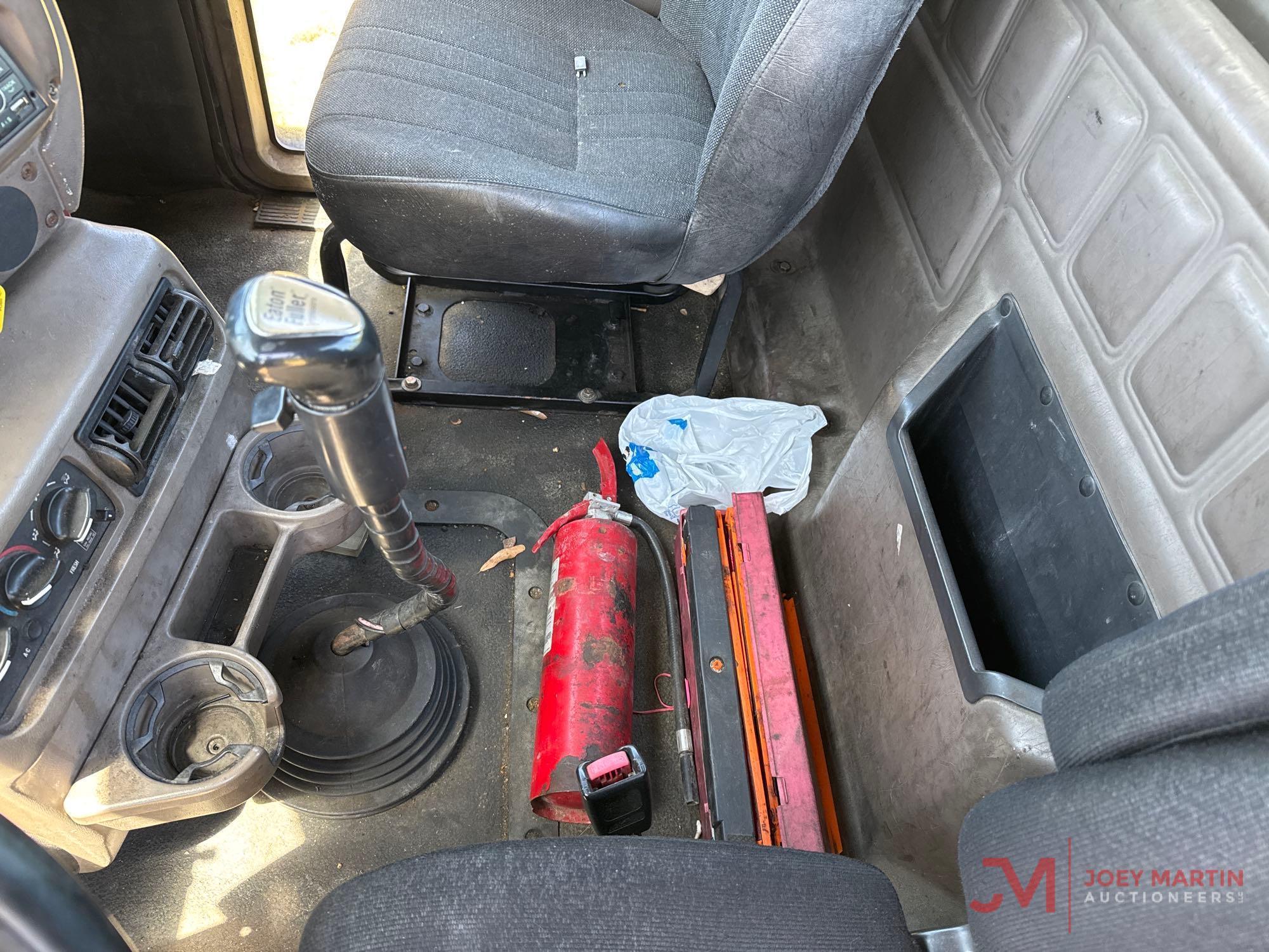 2007 MACK VISION CXN613T/A DAY CAB TRUCK TRACTOR