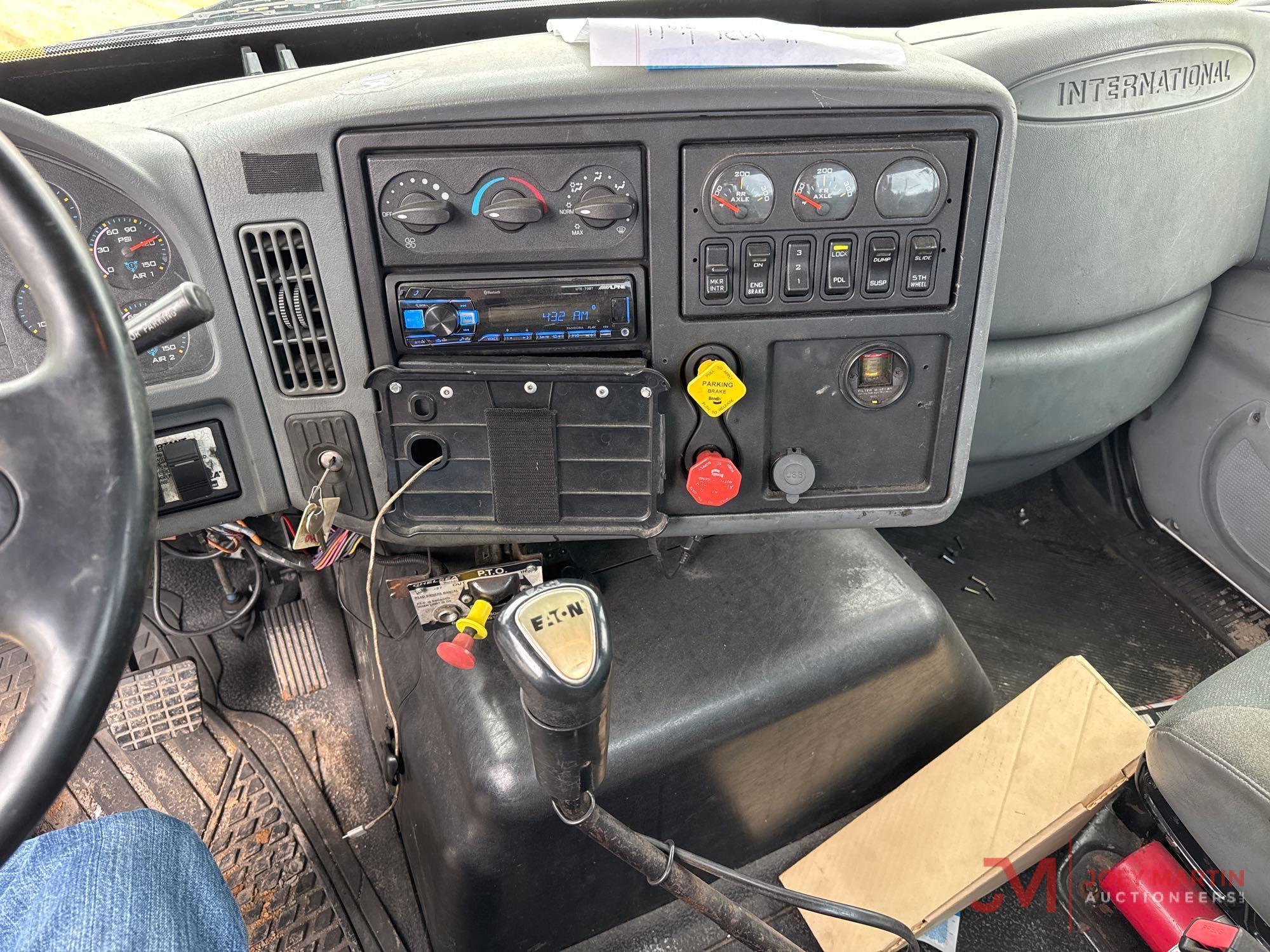 2007 INTERNATIONAL 8600 T/A DAY CAB TRUCK TRACTOR