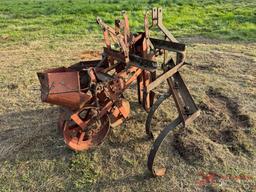 3PH SPRING TYPE CULTIVATOR / PLANTER