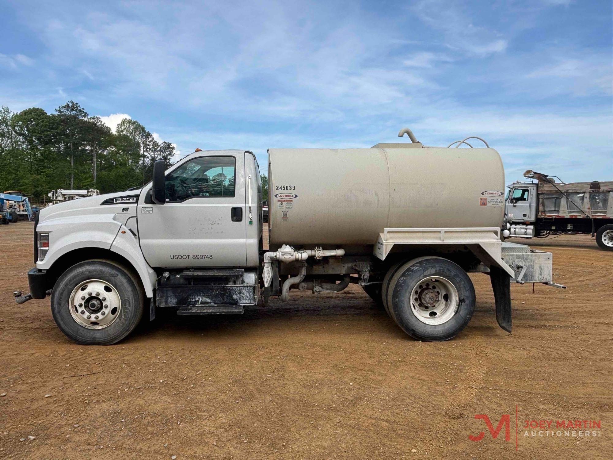 2019 FORD F-750 WATER TRUCK
