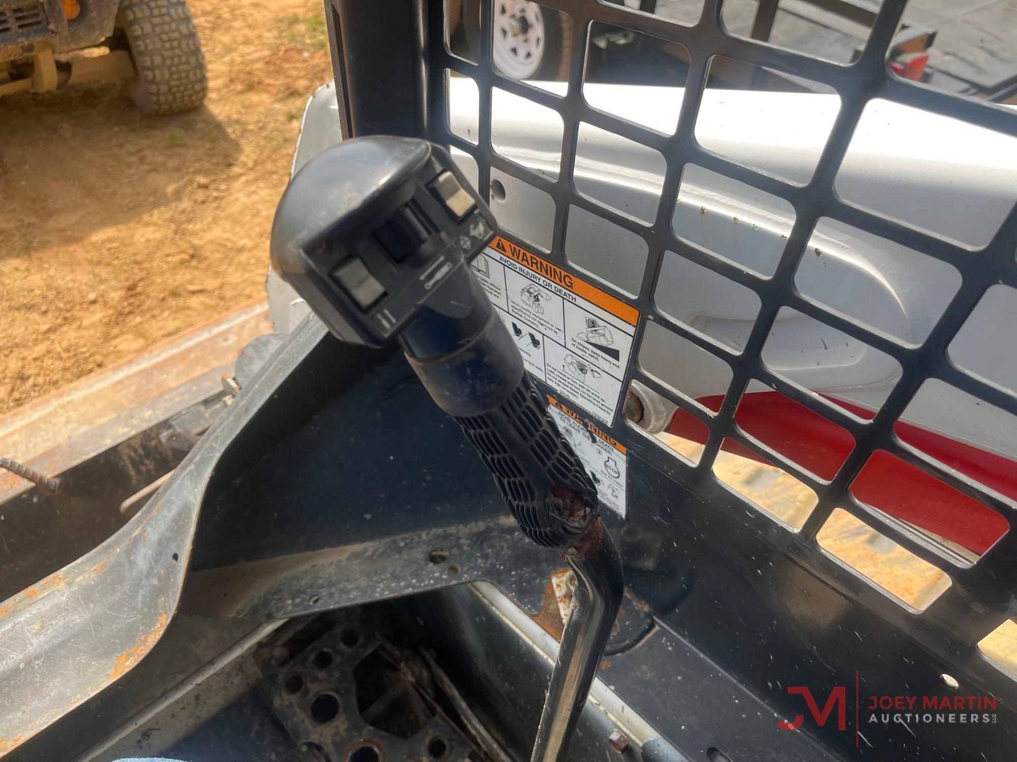 BOBCAT T550 MULTI TERRAIN LOADER