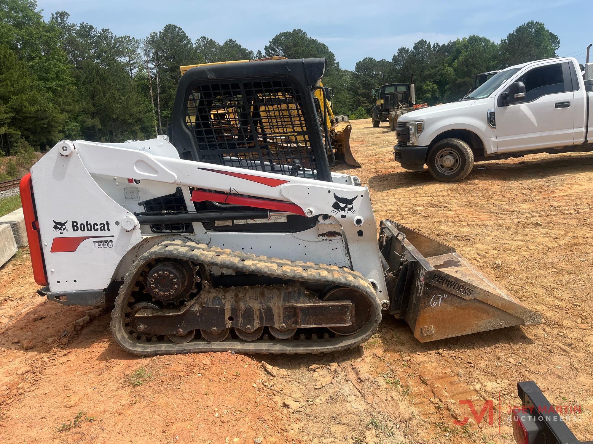 BOBCAT T550 MULTI TERRAIN LOADER