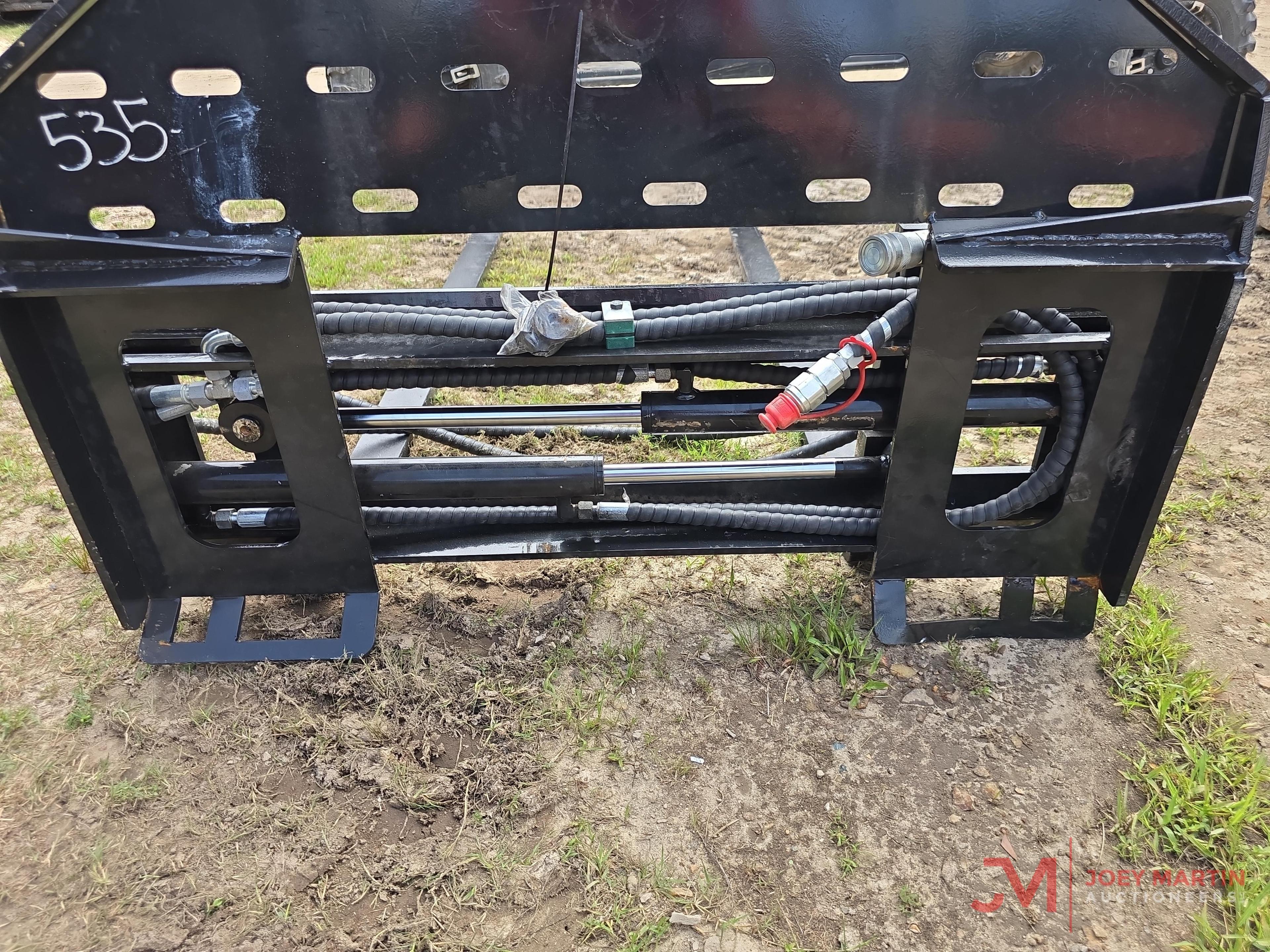 GIYI HYDRAULIC SIDE SHIFT FORKS, 60" FORKS, SKID STEER QUICK ATTACH