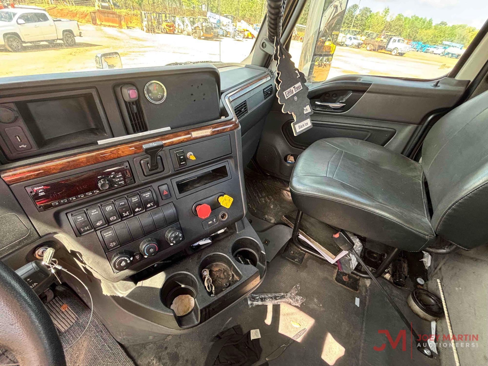 2018INTERNATIONAL LT625 DAY CAB TRUCK TRACTOR