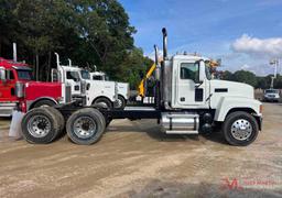 2007 MACK CHN613 DAY CAB TRUCK TRACTOR