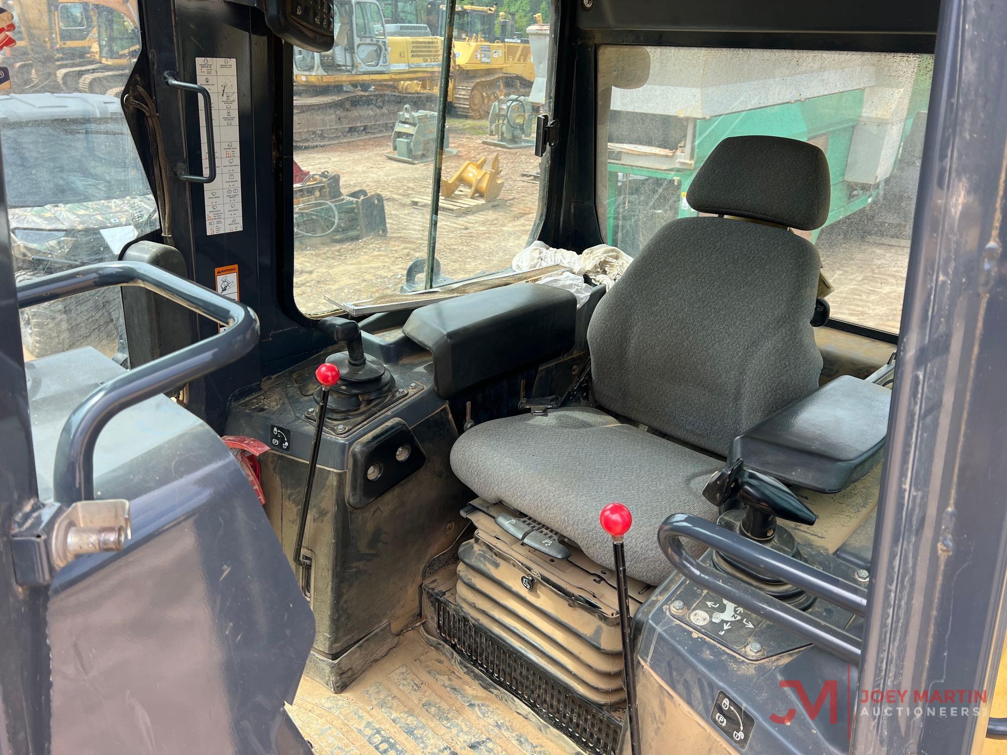 2015 JOHN DEERE 700K LGP CRAWLER DOZER