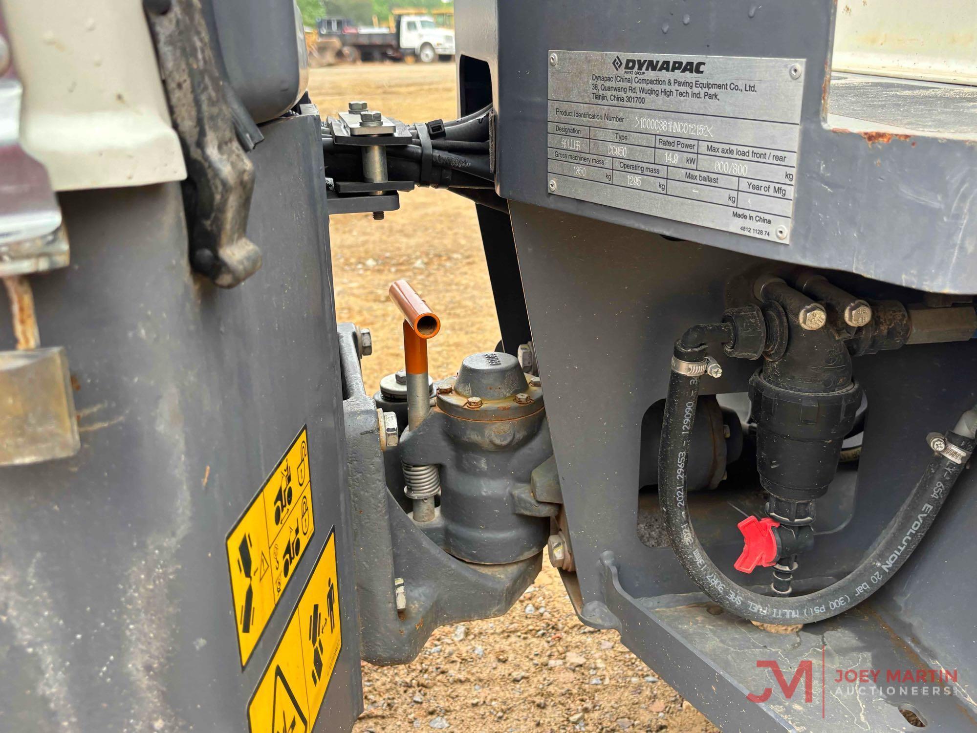 2022 DYNAPAC CC950DOUBLE DRUM ROLLER