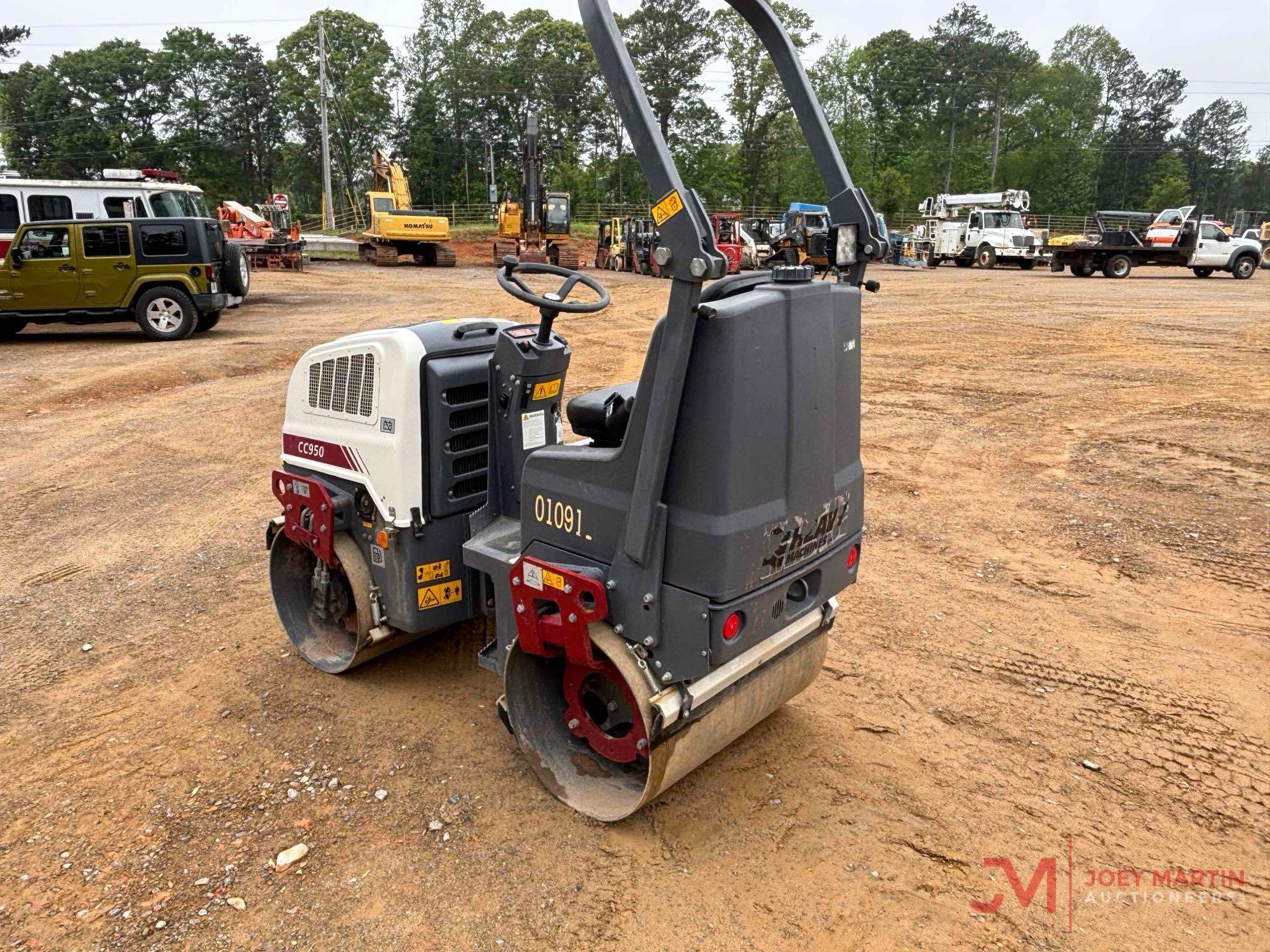 2022 DYNAPAC CC950DOUBLE DRUM ROLLER