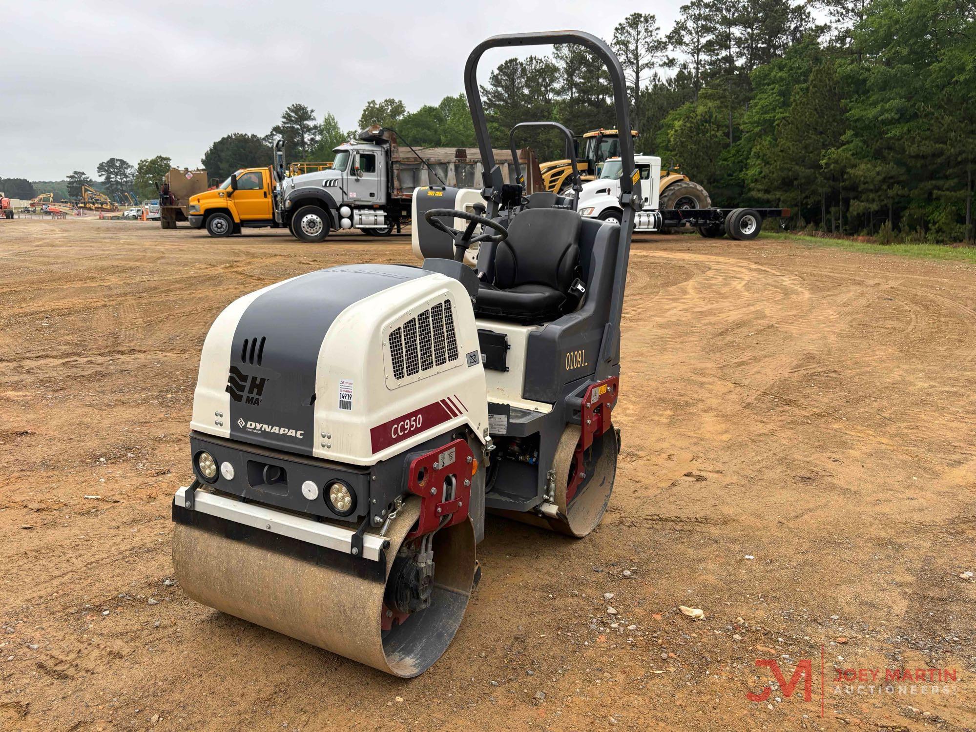 2022 DYNAPAC CC950DOUBLE DRUM ROLLER