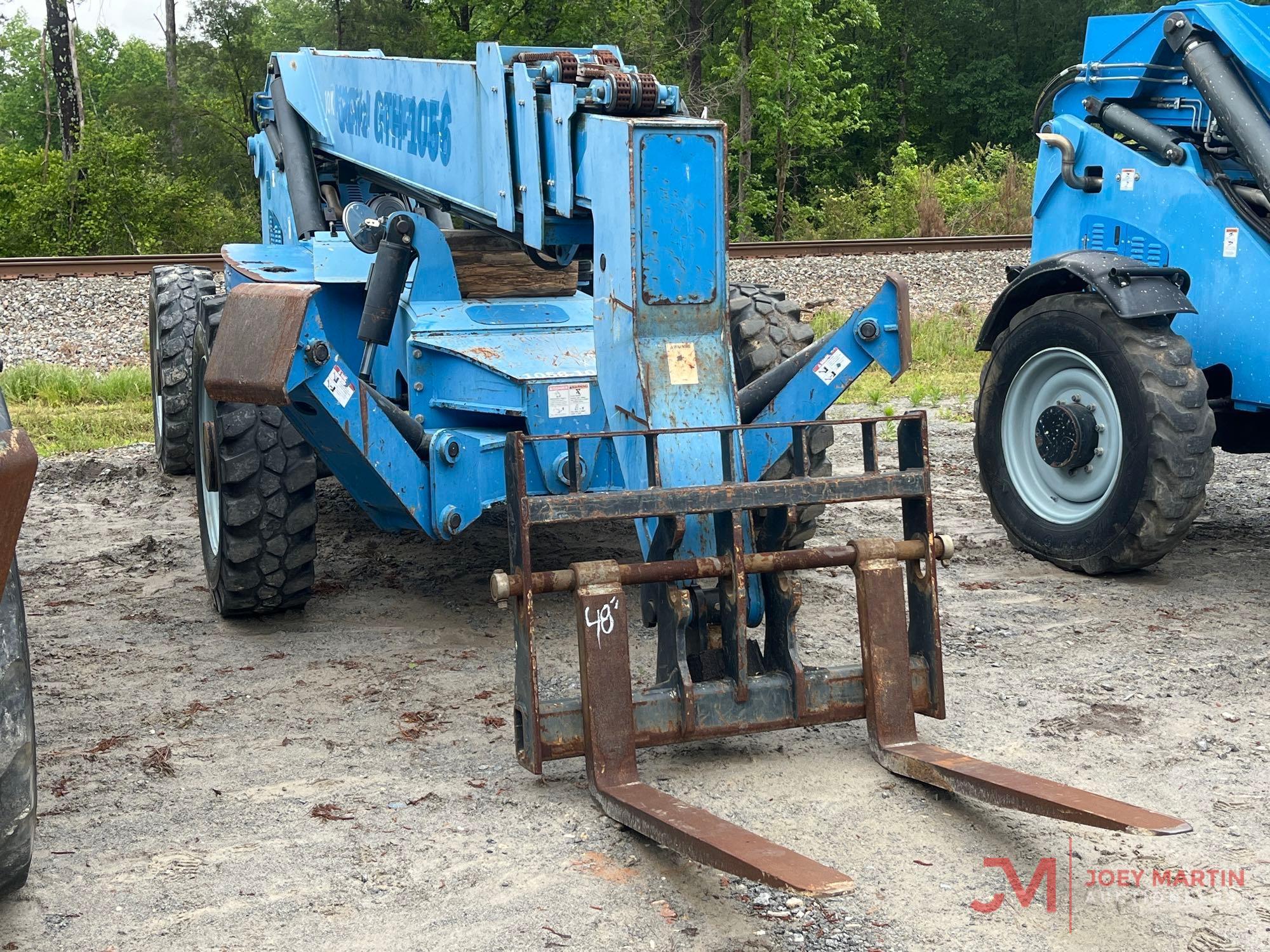 2015 GENIE GTH1056 TELEHANDLER