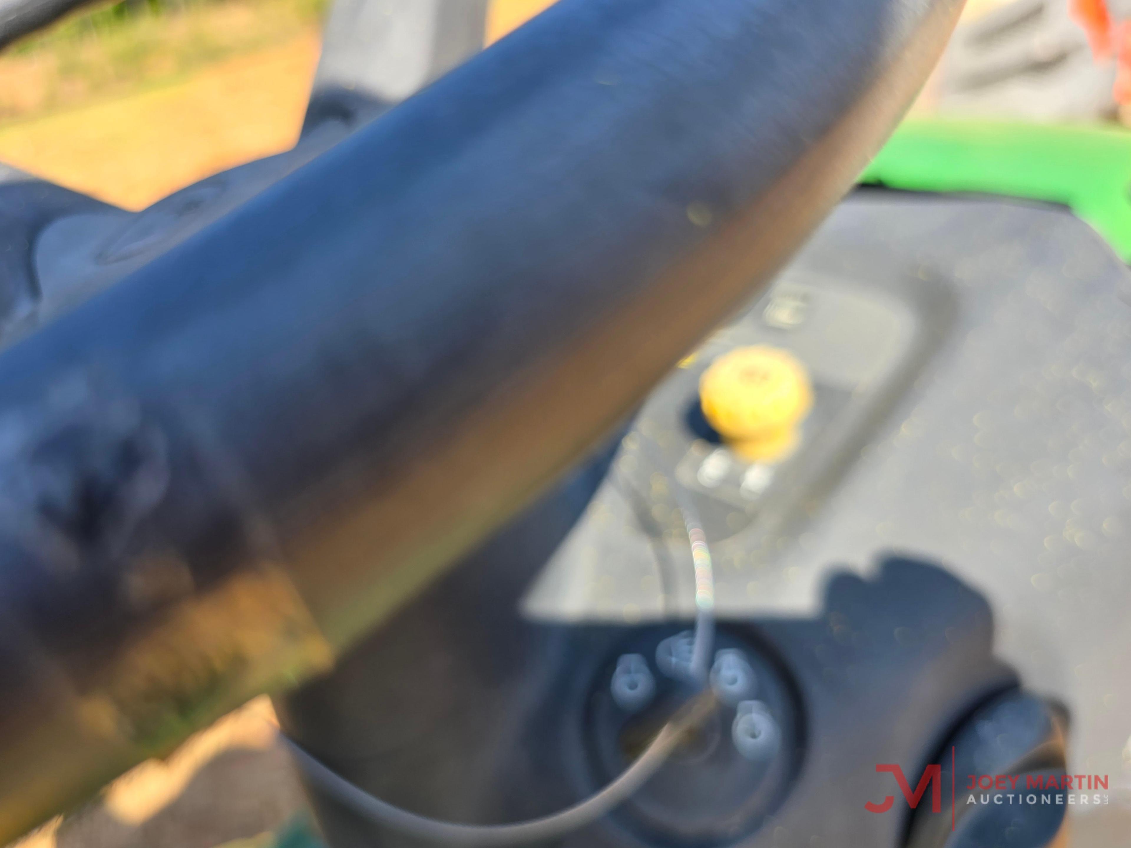 JOHN DEERE RIDING LAWN MOWER