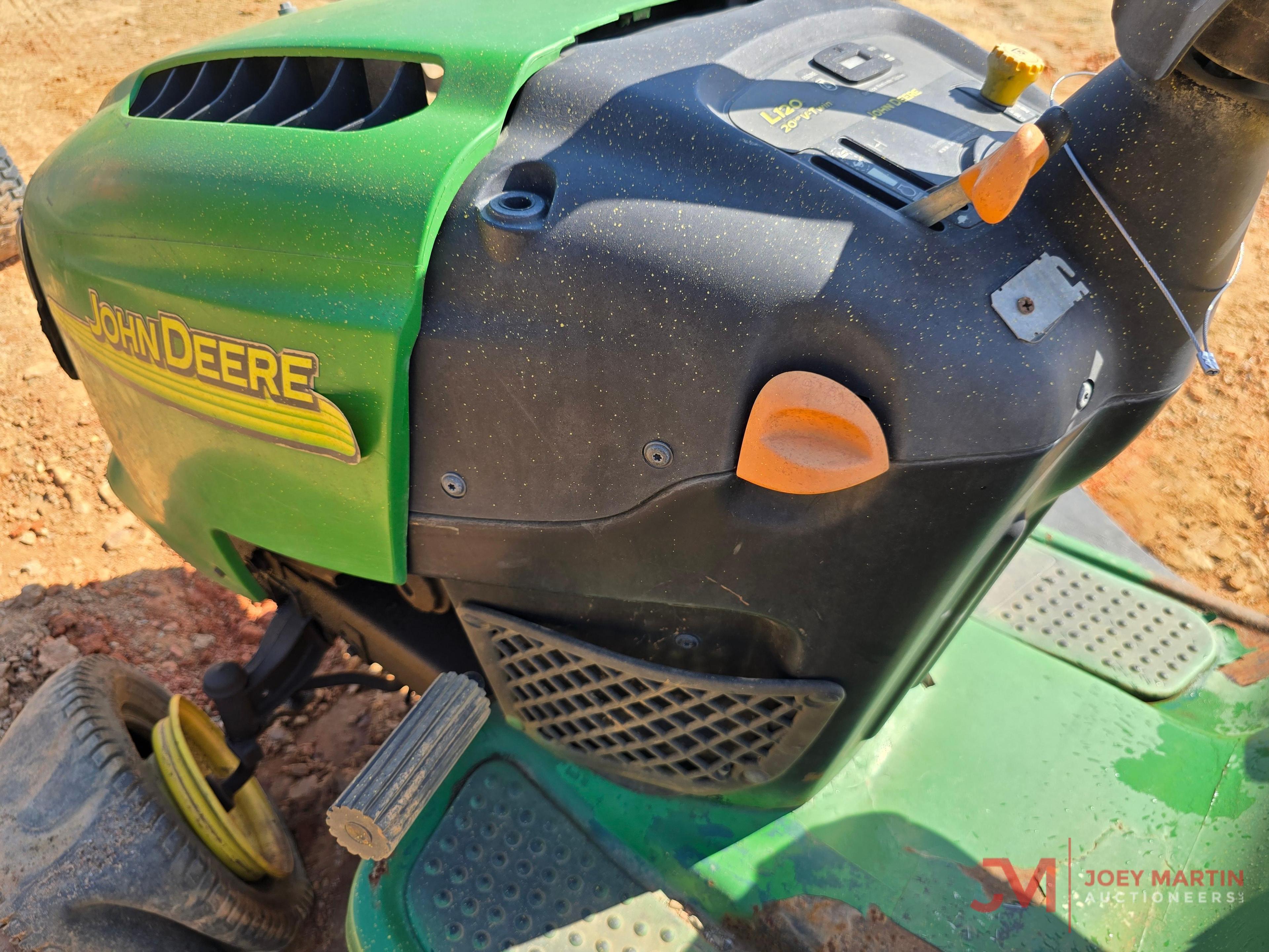 JOHN DEERE RIDING LAWN MOWER