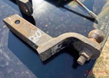 2" RECEIVER HITCH W/ BALL