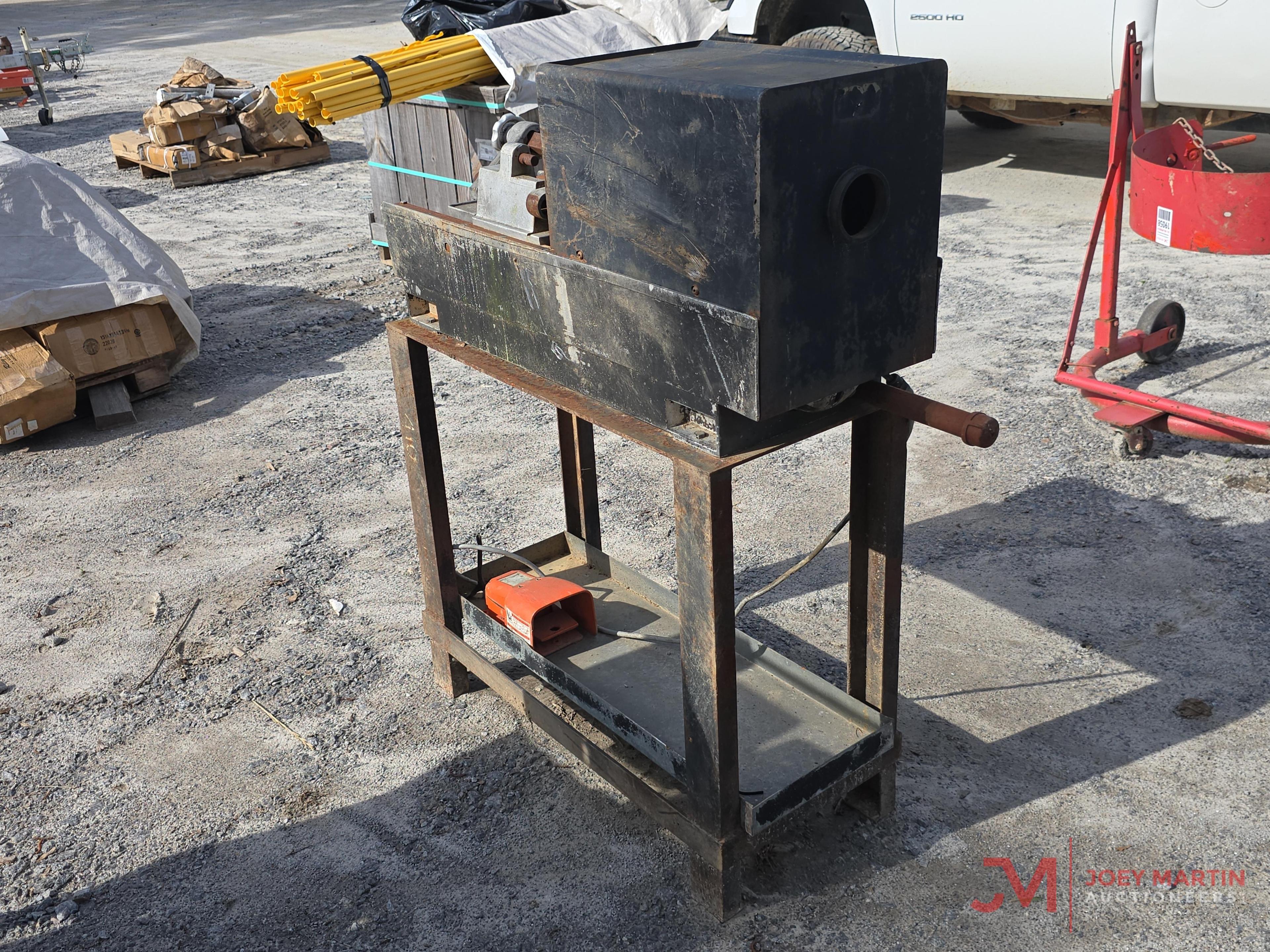 COLLINS THRED-0-MATICELECTRIC PIPE THREADER