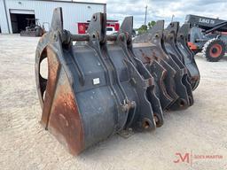 PALADIN 1021 BOYD LOADER GRAPPLE BUCKET