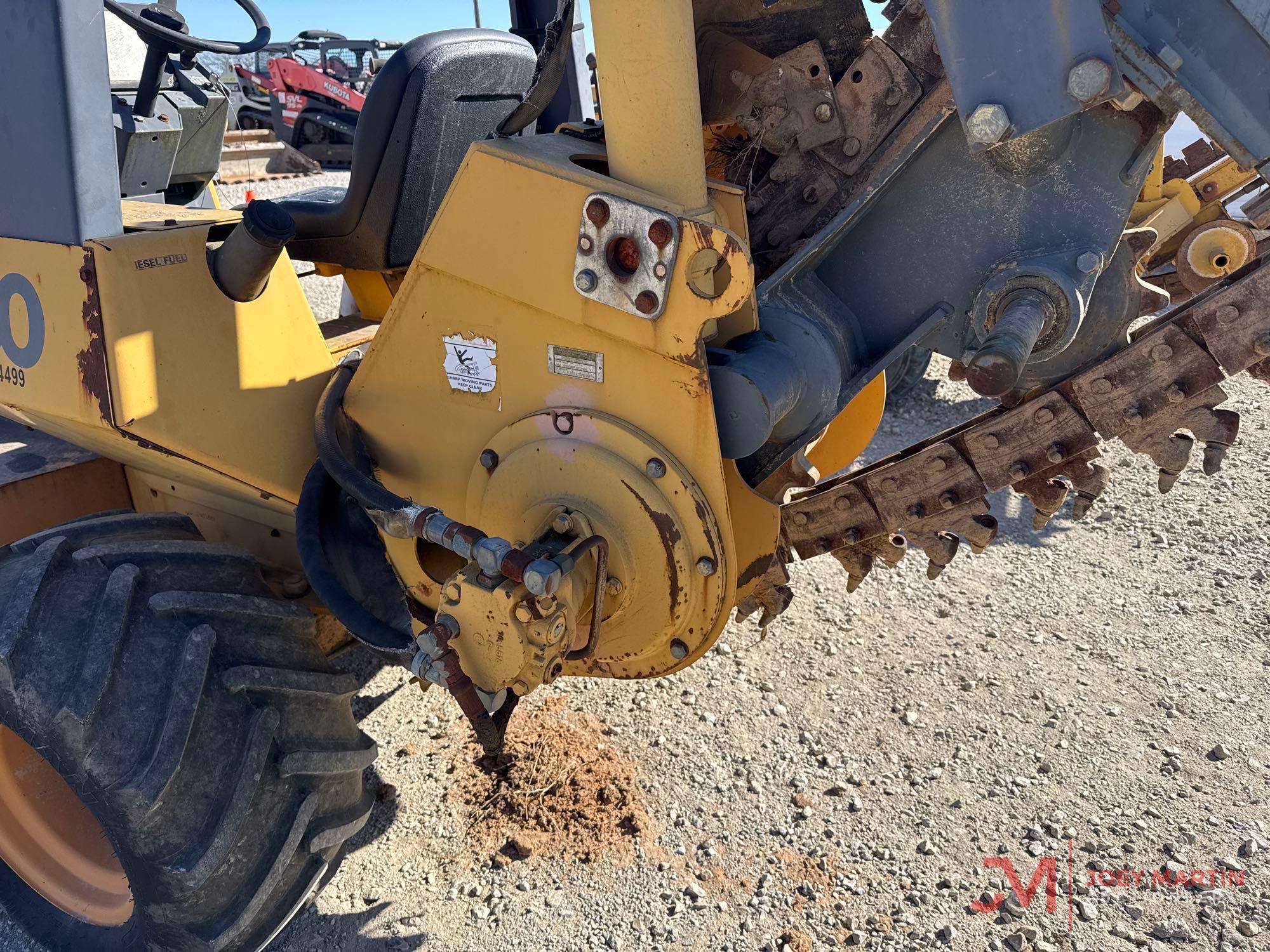 CASE 660 TRENCHER