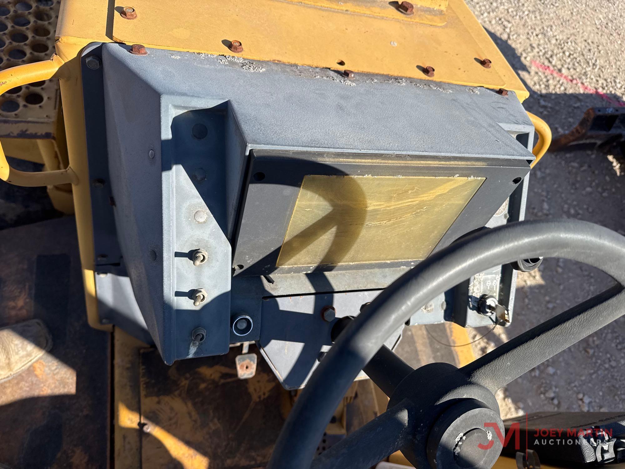 CASE 660 TRENCHER