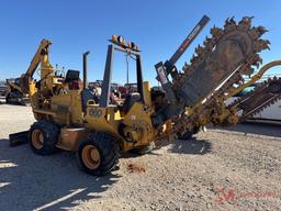CASE 660 TRENCHER