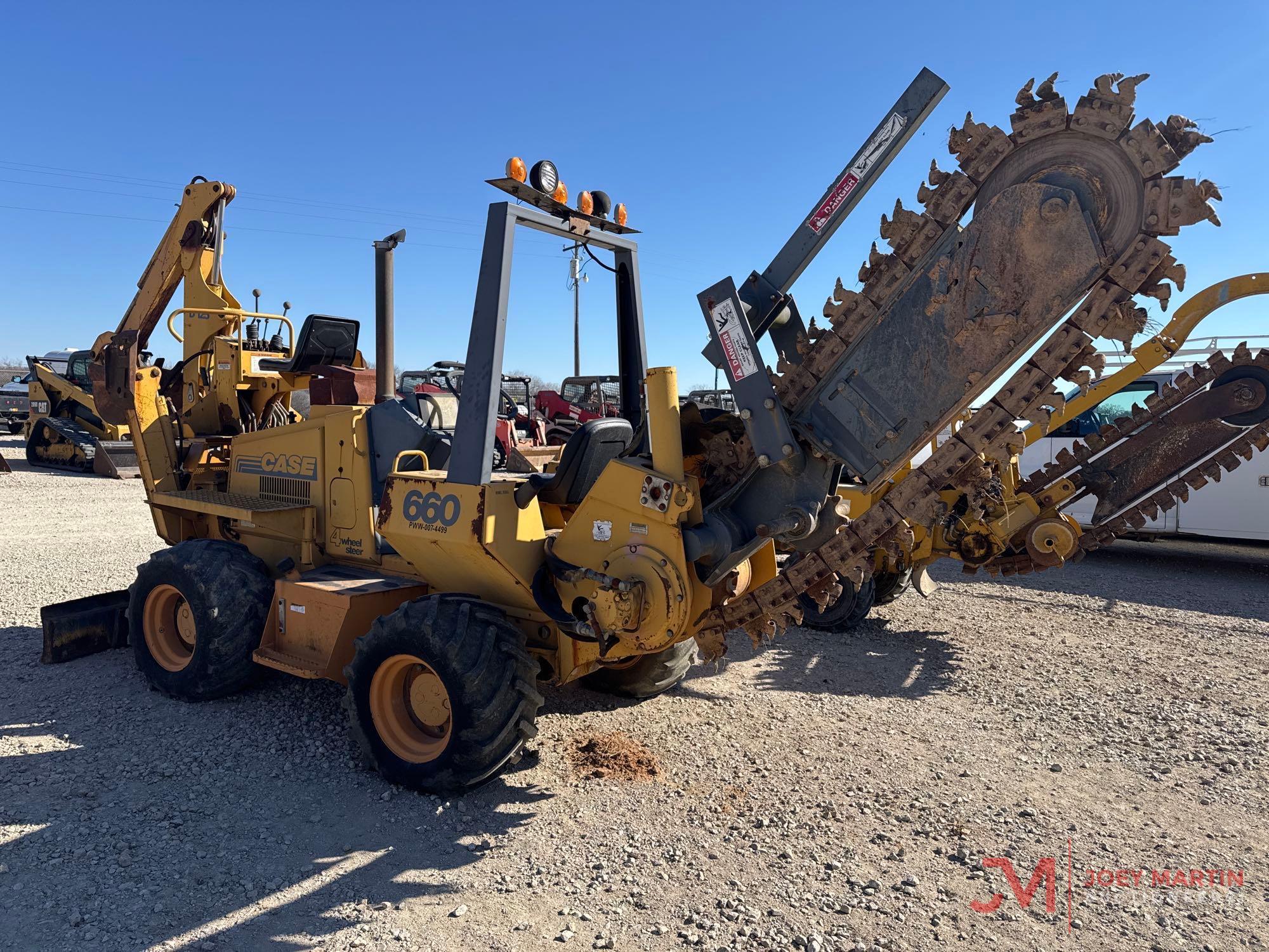 CASE 660 TRENCHER