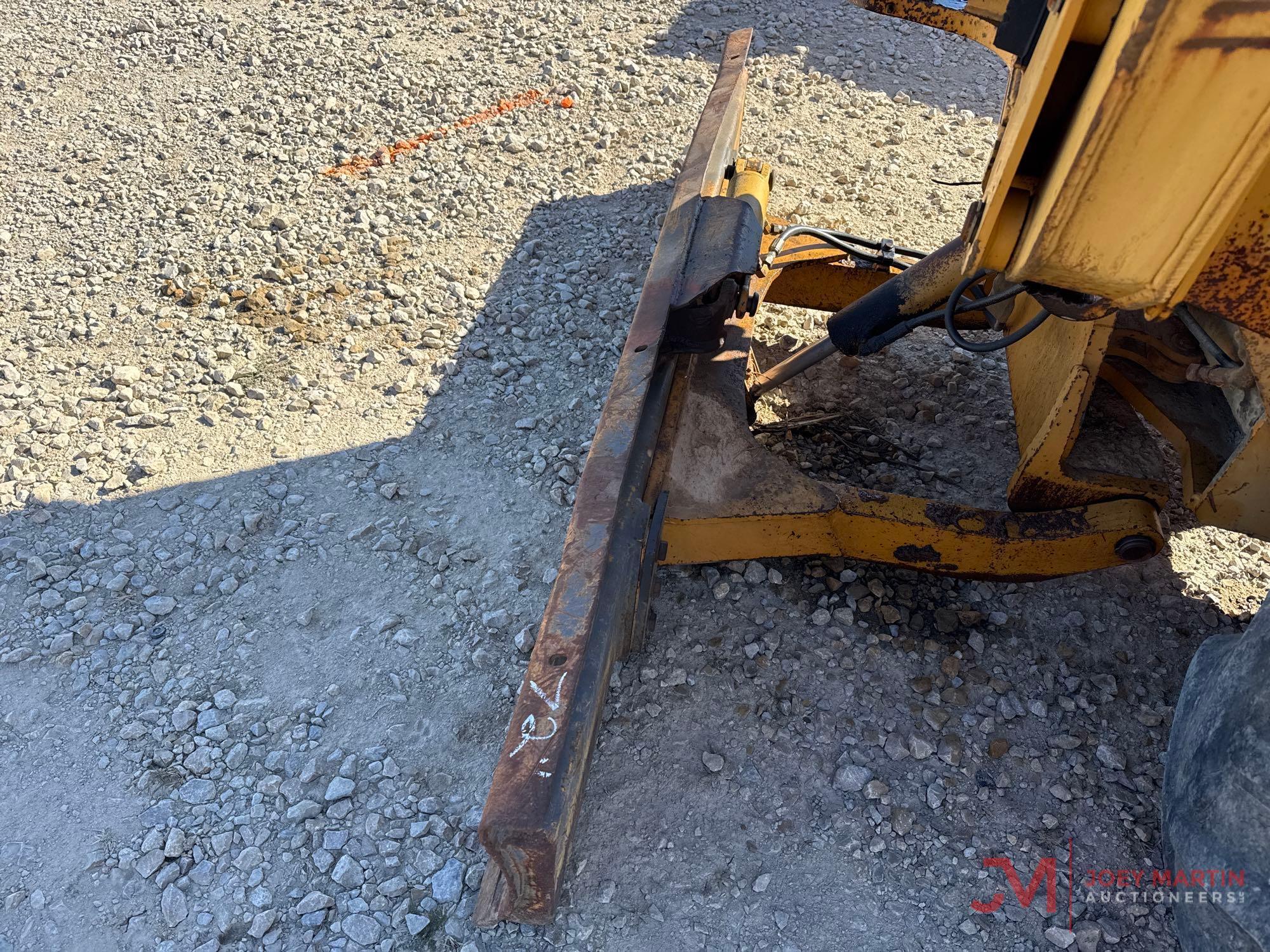 CASE 660 TRENCHER