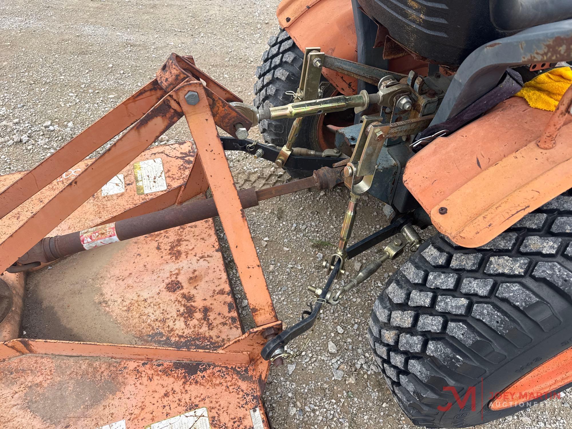 KUBOTA B6100E UTILITY TRACTOR