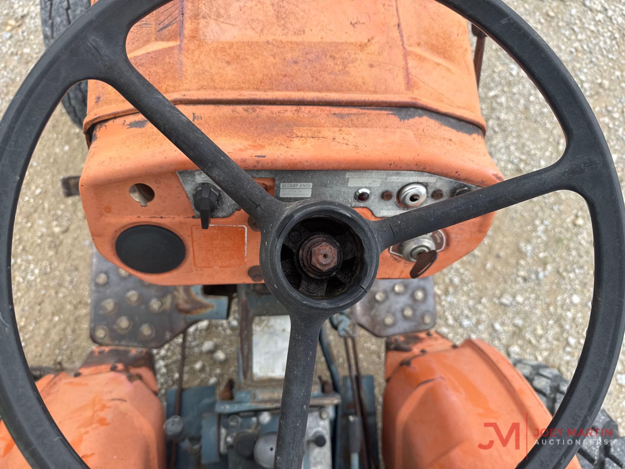KUBOTA B6100E UTILITY TRACTOR
