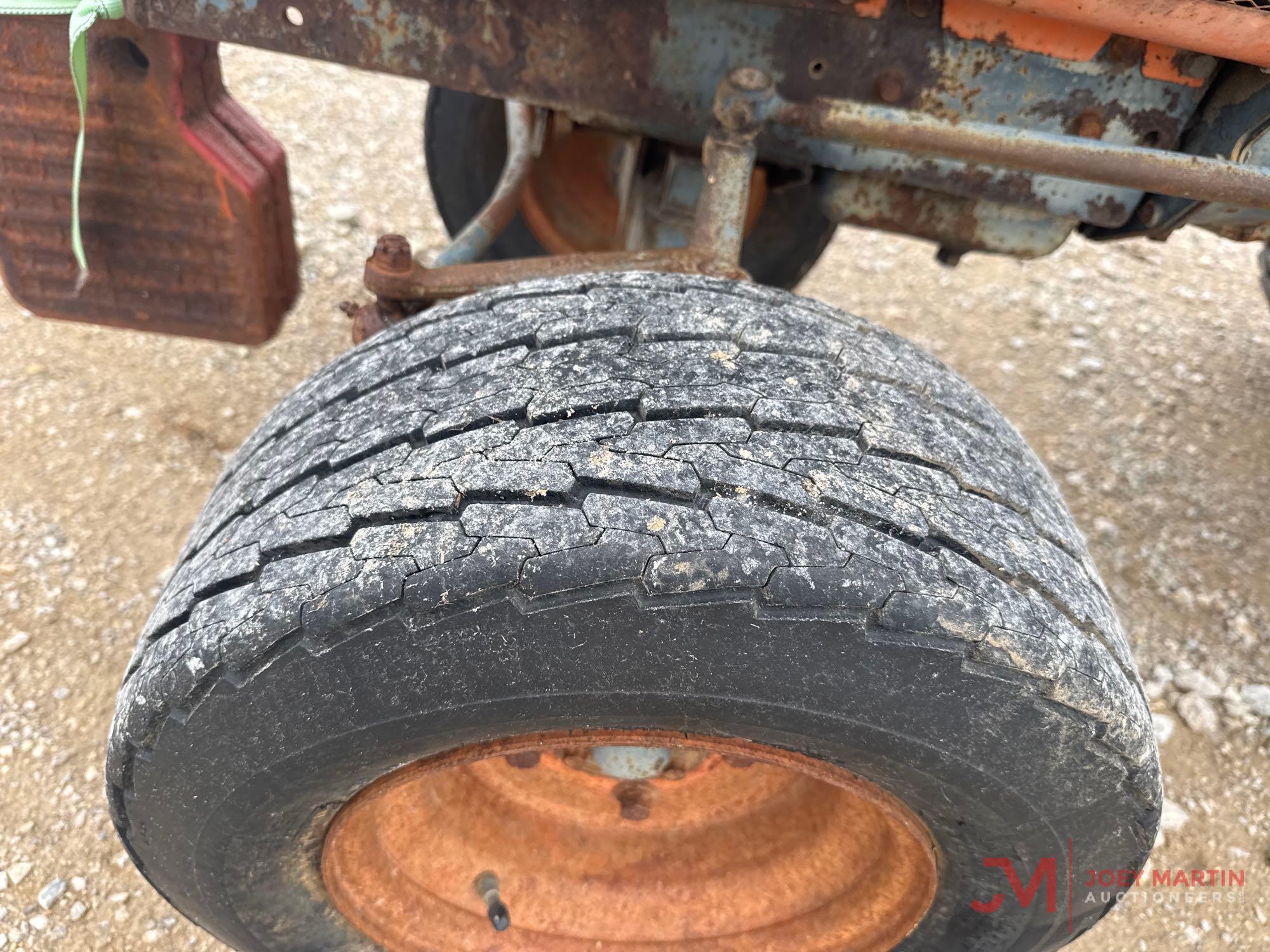 KUBOTA B6100E UTILITY TRACTOR