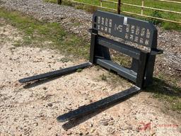 NEW M5 PALLET FORKS & FRAME
