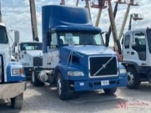 2014 VOLVO DAY CAB TRUCK TRACTOR
