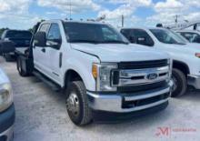 2017 FORD F-350 XLT SUPER DUTY FLATBED TRUCK