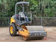 2019 VOLVO SD45B SMOOTH DRUM ROLLER
