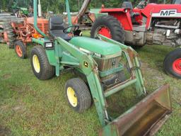 (2425) John Deere 755 w/ John Deere 52 Loader