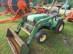 (2425) John Deere 755 w/ John Deere 52 Loader