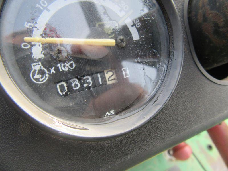 (2425) John Deere 755 w/ John Deere 52 Loader
