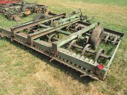 (5539) John Deere 950  12' Cultimulcher
