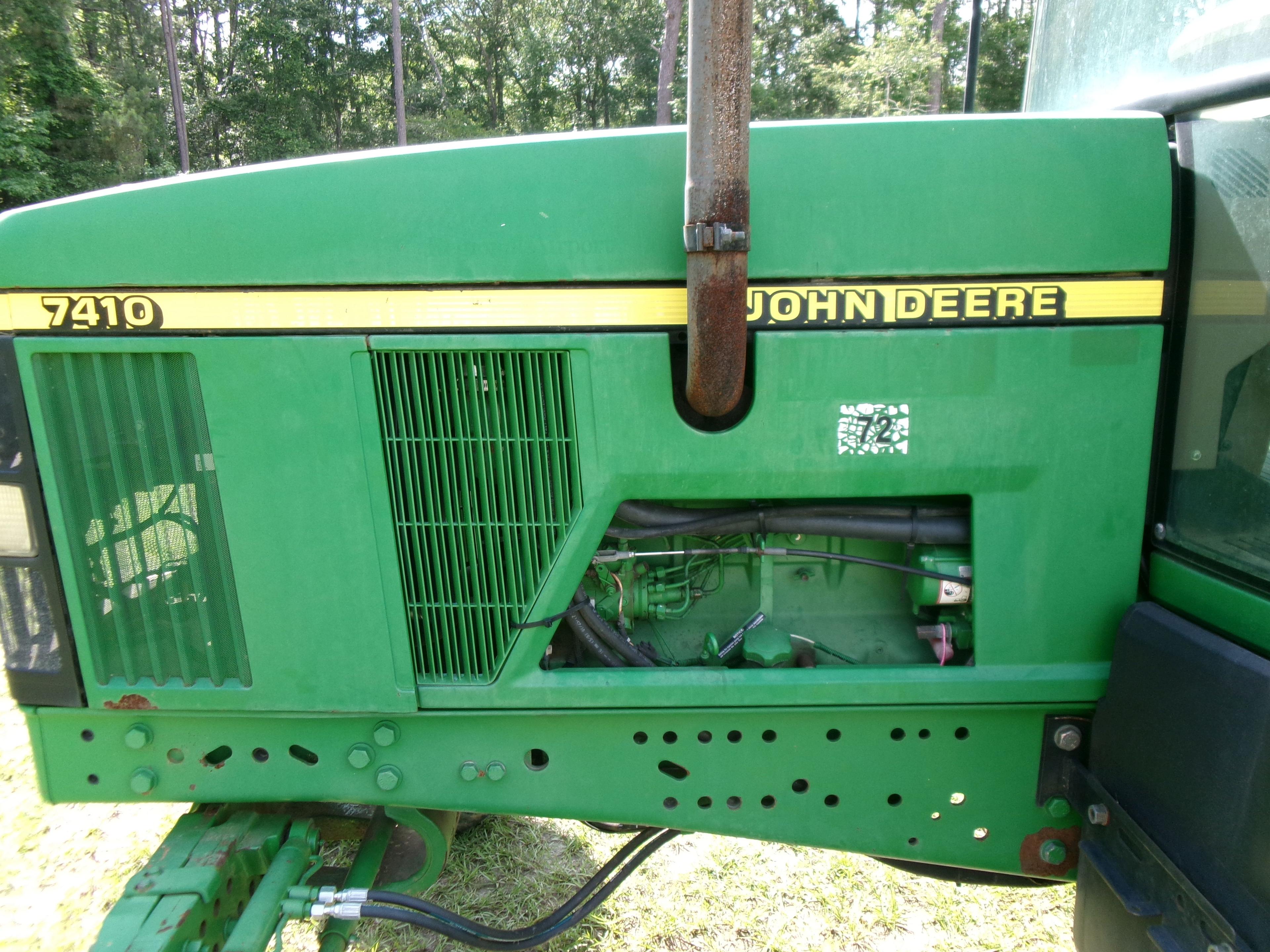 (0526)  JOHN DEERE MODEL 7410 TRACTOR